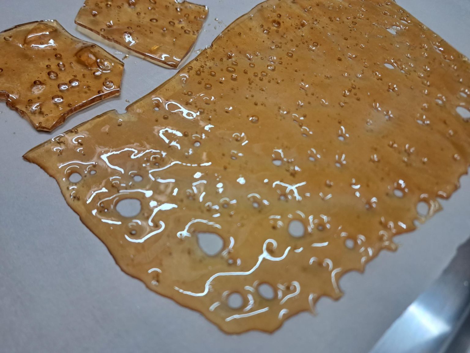 Peaches and Cream Shatter - Image 1